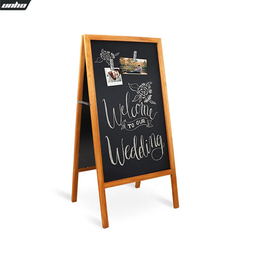 Eine Tafel, Kreidetafel, magnetische Kreidetafel, Staffelei, doppelseitiges Holzschild