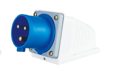 Low-voltage plugs and sockets: safe, convenient and efficient power interface