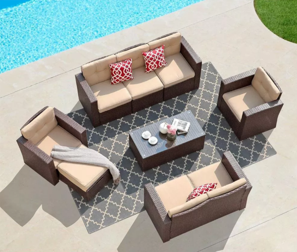 Rattan furniture interprets a cool summer