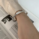 XIYANIKESilberne gedrehte glatte massive Armreif für Damen, schlichte Öffnung, Retro-Volkskunst, Modeschmuck-Accessoires, Geschenk