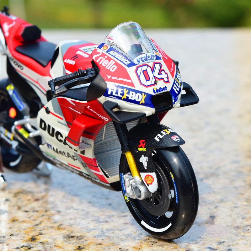 Maisto 1:18 2018 GP Racing Desmosedici RR Factory Racing Team 04