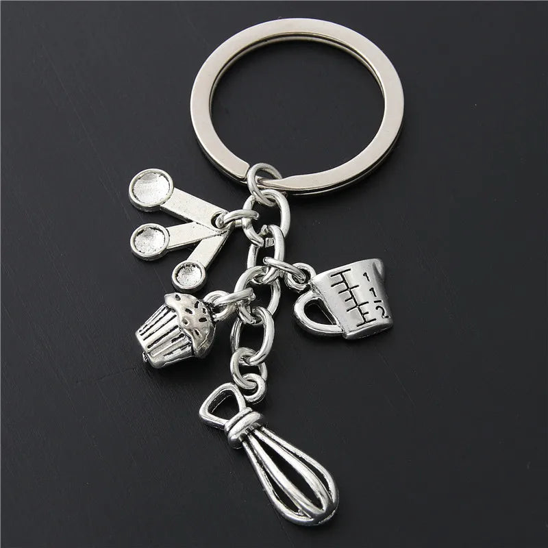 1PC Cake Charms Measuring Spoons Egg With Pan Keychain Cook Book Keyring For Cooks Chefs Baker Gift Baking Jewelry