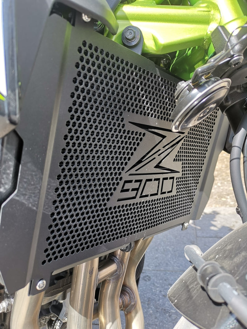 Motorcycle Radiator Grille Guard Cover Protector For Kawasaki Z900 2017 2019 2018 2020 2021 2022 2023 Z 900 Aluminium Accessory