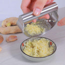 LMETJMA Garlic Press Rocker Stainless Steel Garlic Crusher Garlic Mincer Presses Ginger Press Squeezer Kitchen Gadgets KC0322