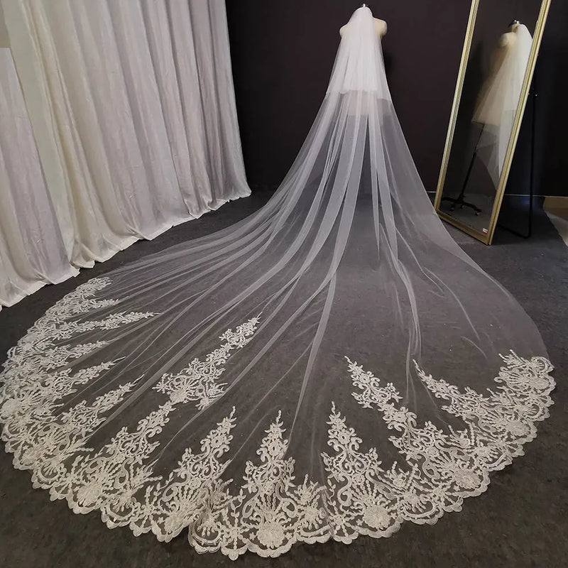 Real Photos 2 T Long Lace Wedding Veil 4 Meters White Ivory Bridal Veil with Comb Blusher Bride Headpiece Wedding Accessories