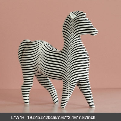 Nordic Creative Animal Figurines Desk Living Room Entrance Desktop Decoration TV Cabinet Wine Cabinet Home Decoration Crafts