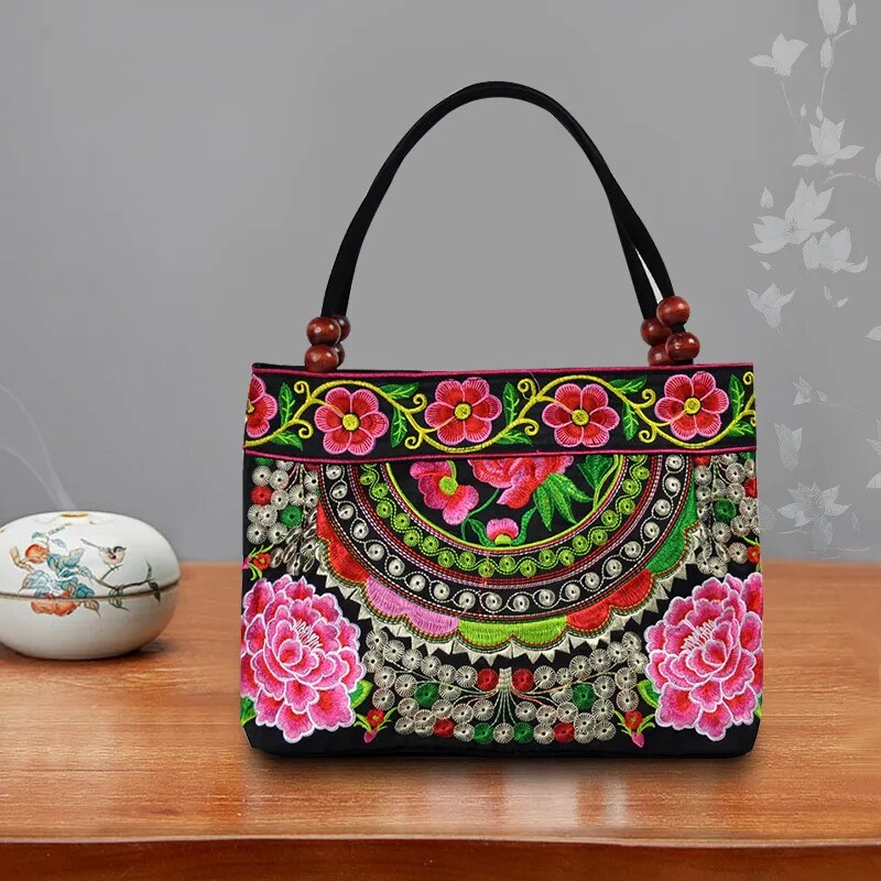 Women Shoulder Bags Embroidery Ethnic Style Pretty Flower Bohemia Retro Canvas Large Capacity Shopper Handbag for Teenage Girl