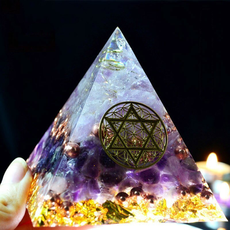AURA REIKI Orgonite Pyramid Amethyst Sahasrara Chakra Jeremiel Natural White Crystal To Improve Mood Resin Pyramid Crafts C0146