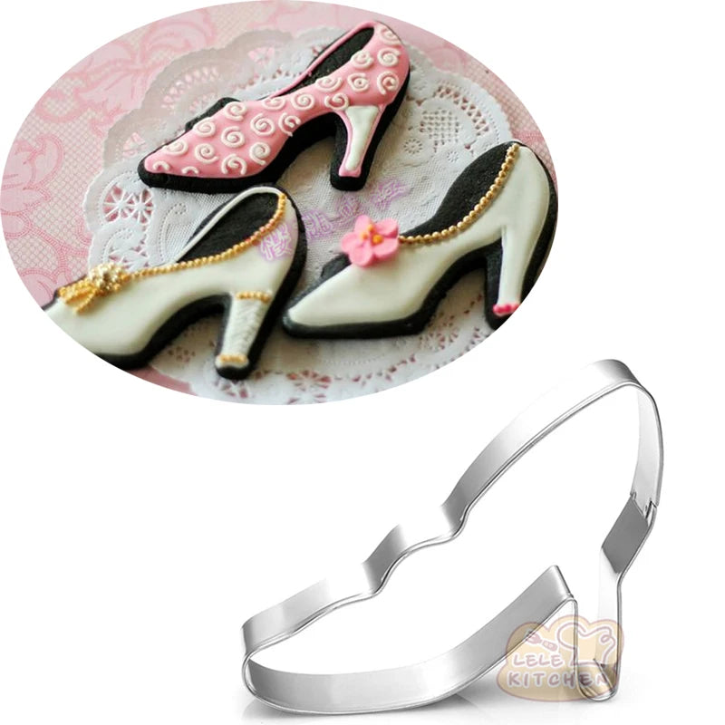 1pcs Wedding Dress Crown Shoe Pumpkin Car Metal Cookie Cutter Shapes Sandwich Bread Mold Fondant Cake Decorating Tools