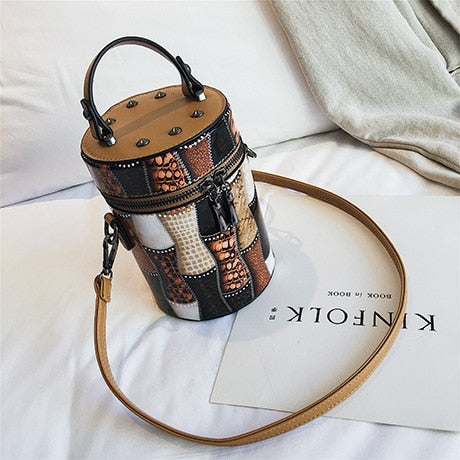 Bucket bag women's high quality PU leather chain shoulder bag designer rivets handbag women's mobile phone bag