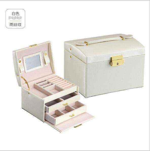 Three Layers 2022 Classical High Quality Leather Jewelry Box Necklace Display Exquisite Makeup Case Jewelry Organizer