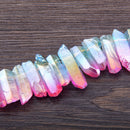Titan Natürlicher Top-gebohrter Rohkristall Quarzspitzen Perlen Charm 15.5" Strang Regenbogen Kristallstab Anhänger DIY Schmuckherstellung