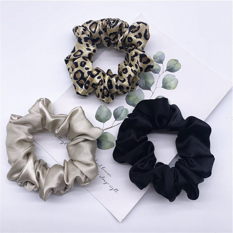 100% Pure Silk Hair Scrunchie Width 3.5cm Hair Ties Band Girls Ponytail Holder Luxurious Colors Sold by one pack of 3pcs