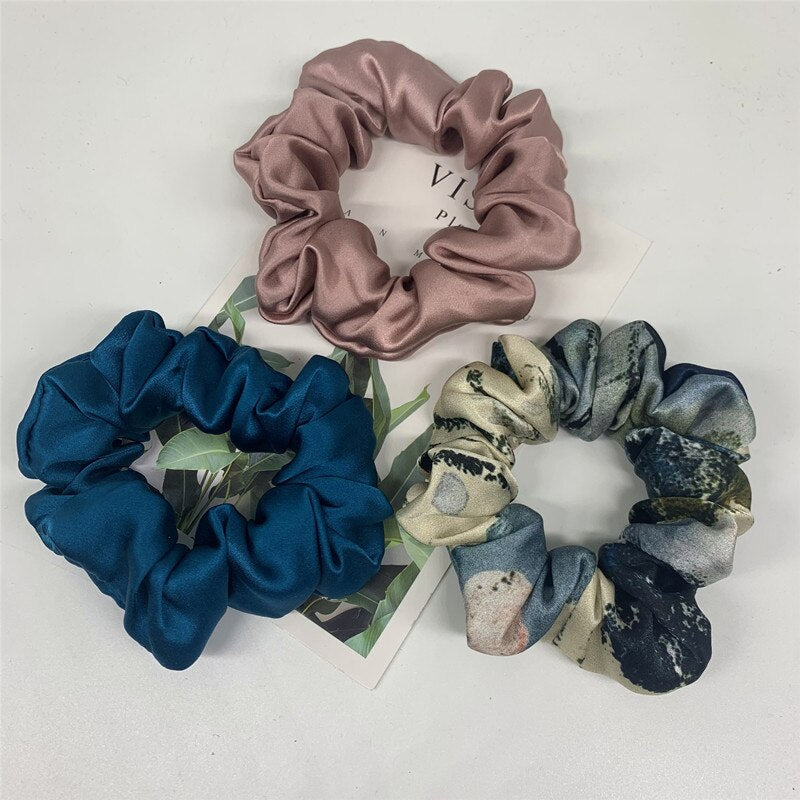 100% Pure Silk Hair Scrunchie Width 3.5cm Hair Ties Band Girls Ponytail Holder Luxurious Colors Sold by one pack of 3pcs