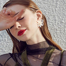 AENSOA Korea Hyperbole Weiße transparente Blumenohrringe für Frauen 2022 Neue süße, große Blumenohrringe aus Acryl Trendiger Schmuck