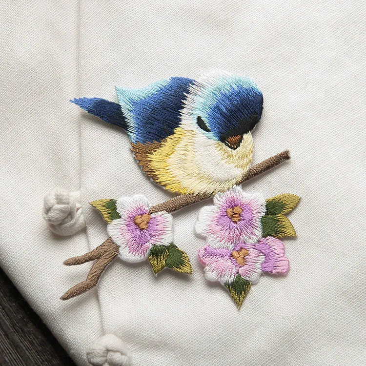 Bird Iron on Patches for Clothing Animal of The Breach Embroidery Applique DIY Hat Coat Dress Pants Accessories Cloth Sticker