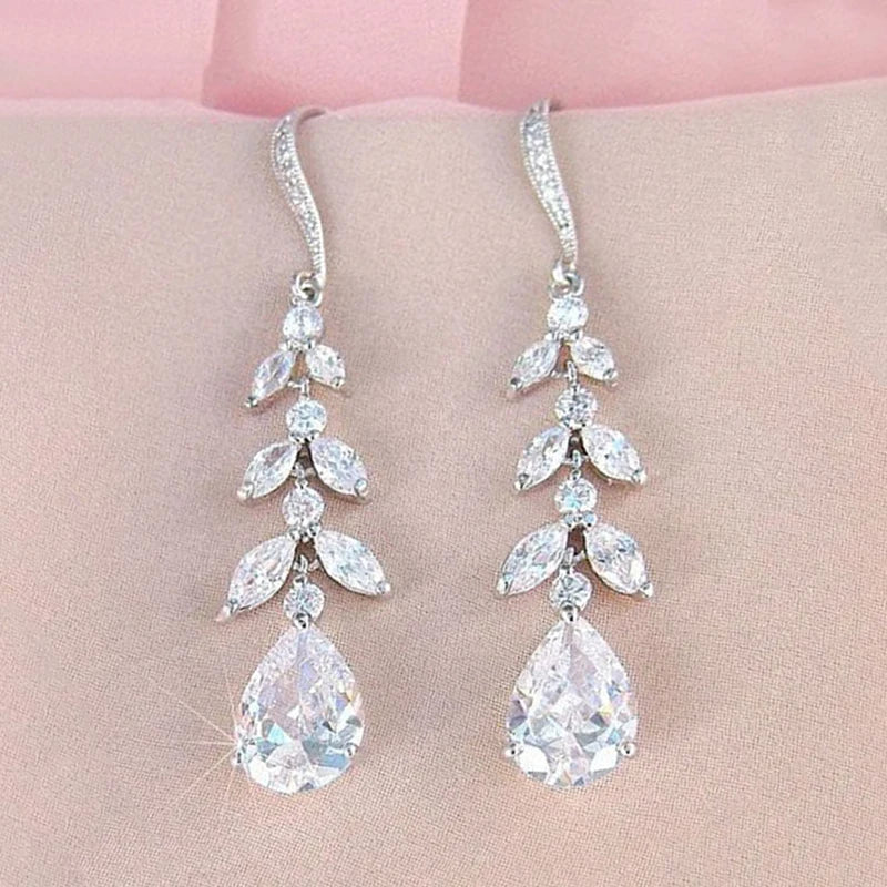 Huitan Aesthetic Bridal Dangle Earrings for Wedding Luxury Crystal Cubic Zirconia Fashion Design Women’s Earrings 2021 Jewelry