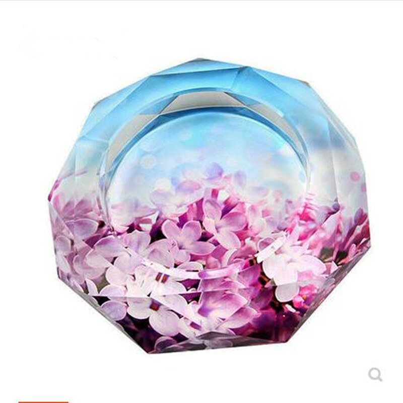 European-style crystal ashtray, home office, restaurant and bar desktop decorations, crystal crafts, 10 cm in diameter