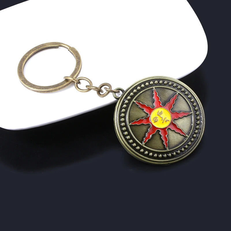 MIDY Dark Souls Sun Knight Shield Keychain High Quality Vintage Metal Keyring torque Men Car Accessories Jewelry
