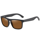GM Neuankömmlinge Schwarze polarisierte Holzsonnenbrille für Herren Bambus-Sonnenbrille Rote UV400-Gläser Modische Fahrbrille Karton S5523