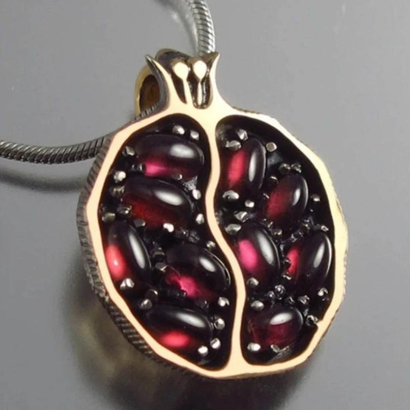 Vintage Fruit Pomegranate Pendant Necklace Retro Red Crystal cz Pomegranate Stone Necklace Women Wedding Jewelry Birthday Gifts