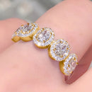 Huitan Elegante ovale Zirkonia-Damenringe, neuer trendiger Verlobungs-/Hochzeitsschmuck in Silber-/Goldfarbe