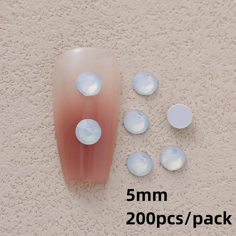 100pcs/Pack White Opal Drop Heart Mixed Shaped Resin Rhinestone Fancy Style Shiny 3D Manicure Nail Art Decoration Charms Jewelry