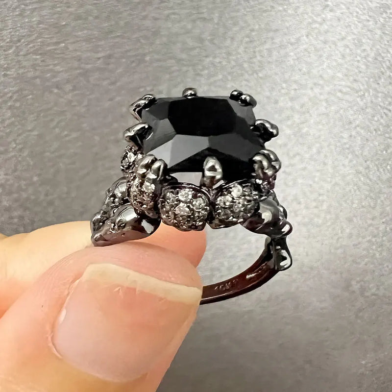 Personality Punk Skull Retro Gothic Style Rings for Wmen Men Halloween Black Zircon Jewellry Women' Black Simple Ring Accession