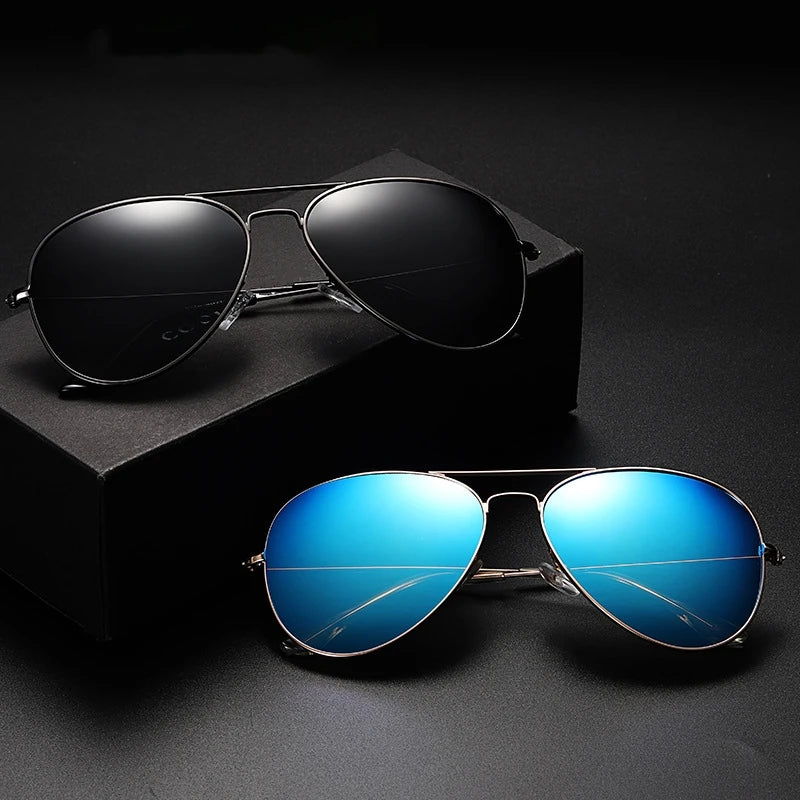 Men Women Trendy Pilot Sunglasses Vintage UV400 Protection Shades Eyewear Travel Eyewear Riding Hiking Sun Glasses Gafas De Sol