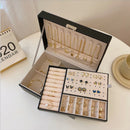 Neue doppellagige Schmuckschatulle aus Leder Ohrstecker Ohrringe Ornament Aufbewahrungsbox Multifunktionale große Schmuckverpackung Display