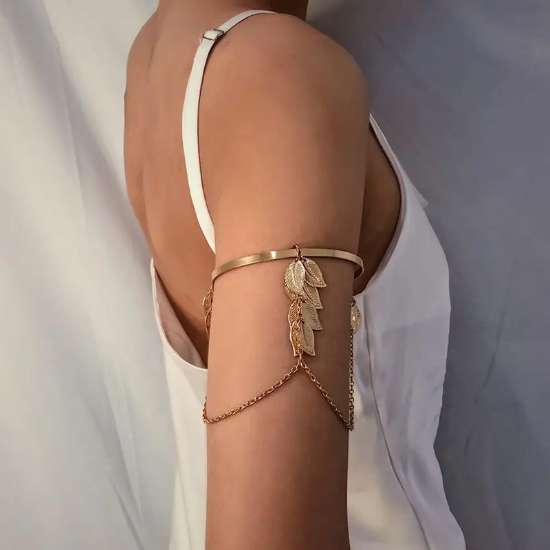 PuRui Bohemian Leaf Charm Upper Arm Bracelet Metal Leaves Tassel Pendants Arm Cuff Bangle Bracelets for Women Fashion Jewelry