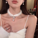 Autumn and winter plush collar women's light luxury niche necklace neck Christmas New Year necklace accessories