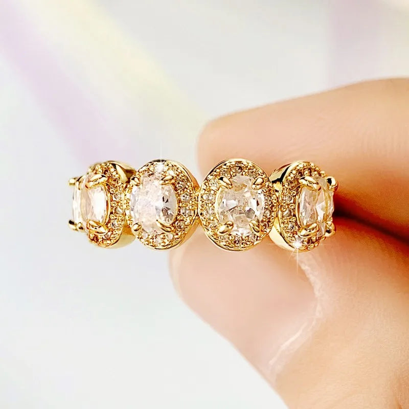 Huitan Elegant Oval Cubic Zirconia Women Rings New Trendy Engagement Wedding Accessories Silver Color/Gold Color Fashion Jewelry