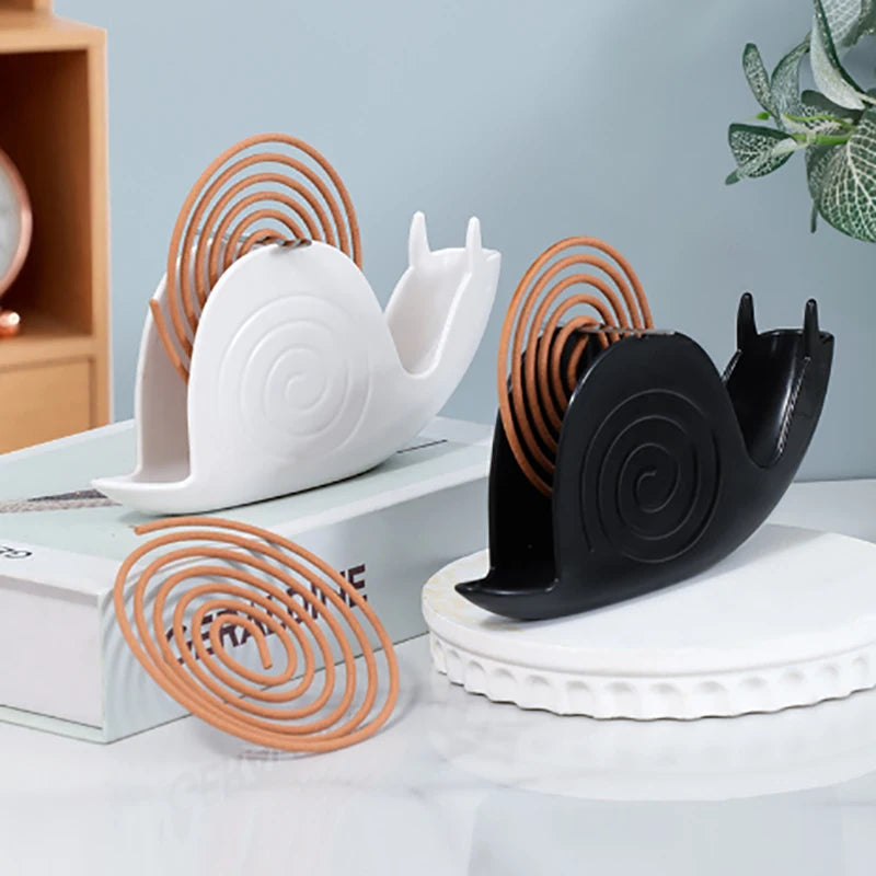 Snail Shape Mosquito Coil Incense Holder Shelf Retro Unique Wrought Iron Metal Stand Cute Ornament For Home Bedroom Decoration