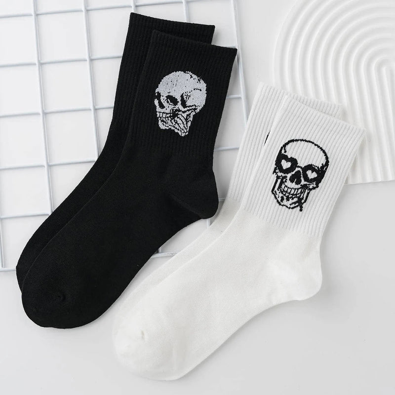 5/10 Pairs Men Skull Pattern Fashion Versatile Crew Socks, Halloween Dy, For Daily Life