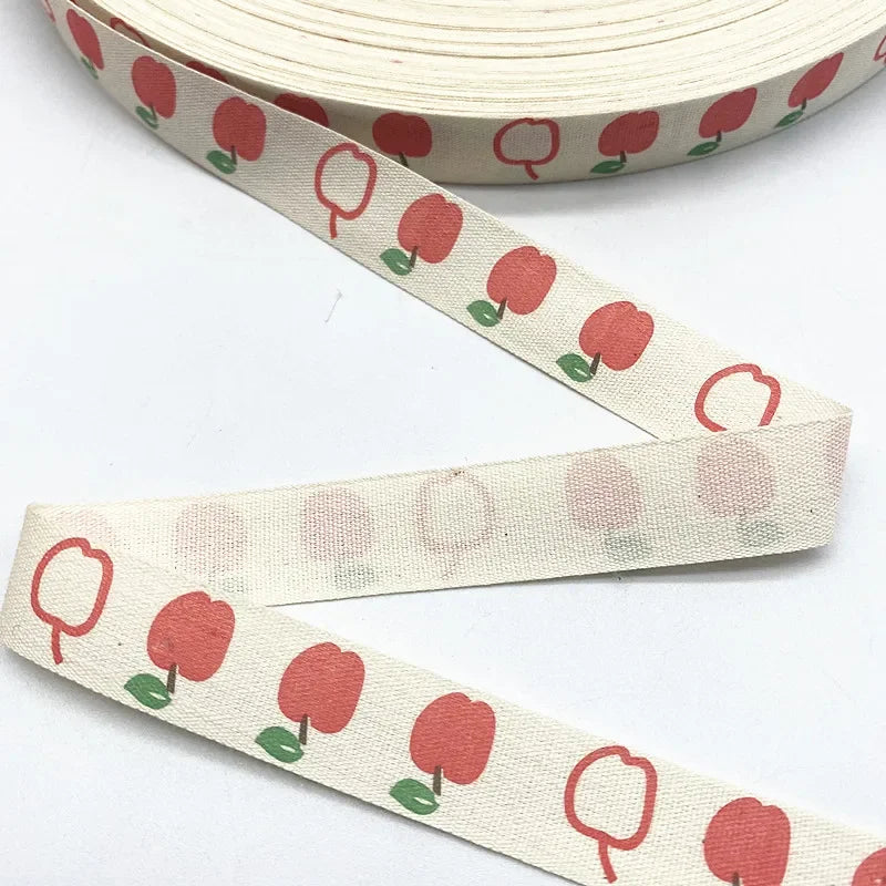 New 5yards 15mm Christmas Printed Polyester Cotton Ribbon DIY Wedding Christmas Party Gift Wrapping Supplies