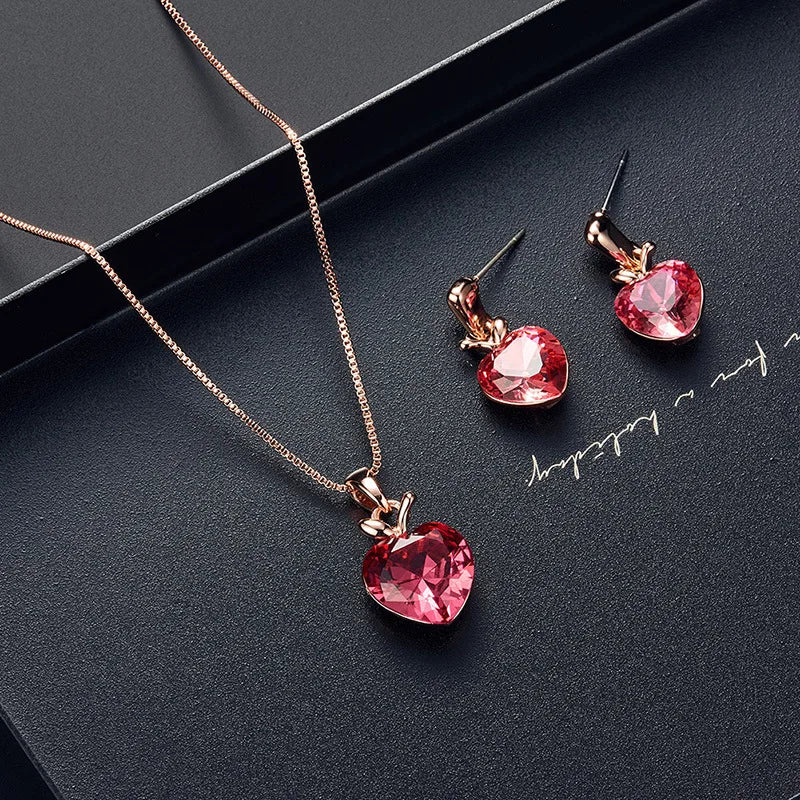 Simple Love Crystal Earrings Necklace Jewelry Set Creative Apple Imitation Crystal Pendant Earrings Accessories Gift Christmas