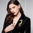 Vintage Creative Enamel Dripping Oil Giraffe Brooches for Women Trendy Casual Metal Animal Brooch Pins Personality Jewelry Gifts