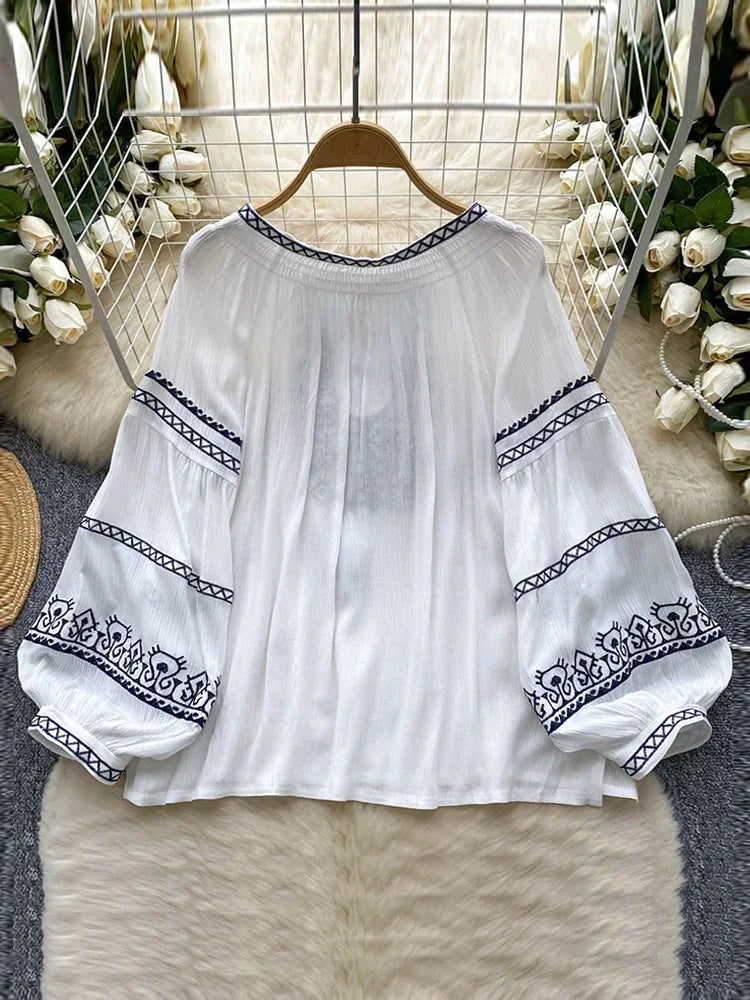 Women's Bohemia Blouse Embroidered Autumn Spring O-neck Collar Bow Tie Lantern Sleeve Top Blusas Mujer Female Tops BL020