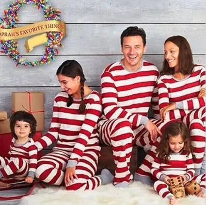 Christmas Family Matching Pajamas Set Mother Kids Stripe Clothes Baby Girl Rompers Xmas Sleepwear Mommy Daddy Kids Nightwear