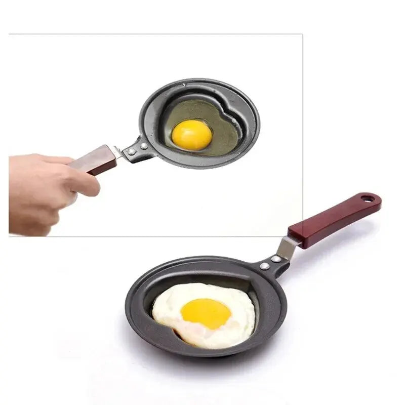 Mini Heart Shaped Egg Fryer Creative Breakfast Long Handle Non-Stick Pot 12cm 14cm Cartoon Style Iron Pan Cast-iron Light