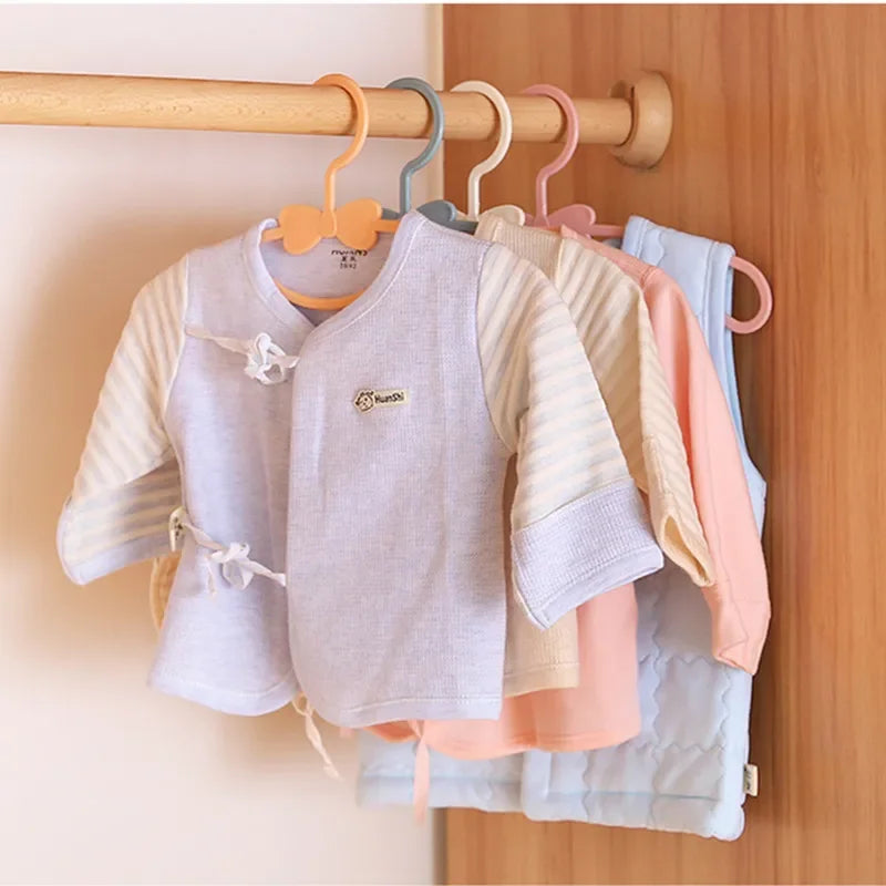 5PC Kids Clothes Hanger Racks Plastic Display Children Coats Hanger Baby Clothing Organizer Girls Boy Flexible Windproof Hanger