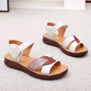 New genuine leather soft sole comfortable sandals with leaf logo Mom's shoes Women's sandals Office hiking Summer hot selling