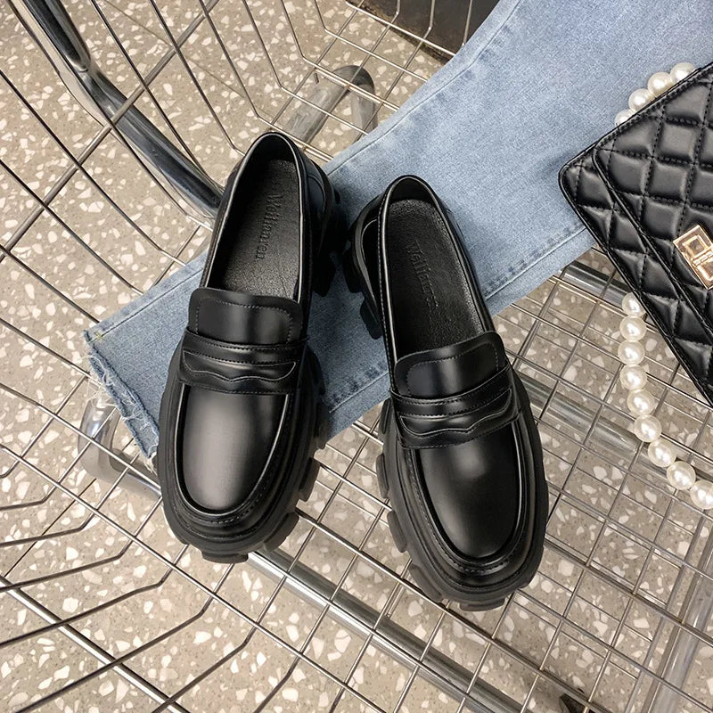 Brand-name shoes, women's leather shoes, casual shoes, 2025 new autumn and winter shoes, thick-soled loafers