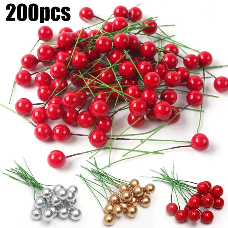 200/50pcs Christmas Artificial Berry Red Gold Cherry Stamen Mini Fake Berries Flowers Pearl Beads for DIY Christmas Party Decor