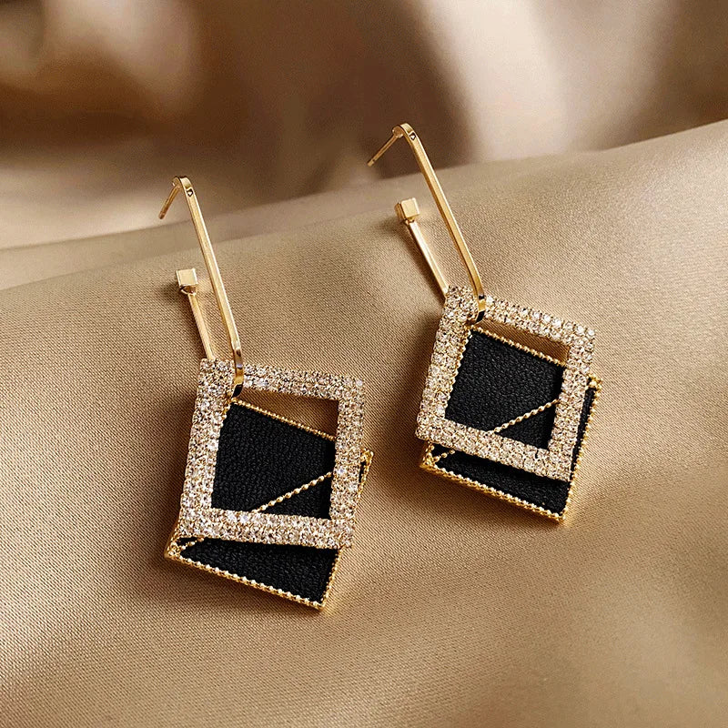 Luxury Fashion Black Color Geometric Double Square Hoop Earrings for Women Statement Rhinestone Earring Jewelry Pendientes Mujer