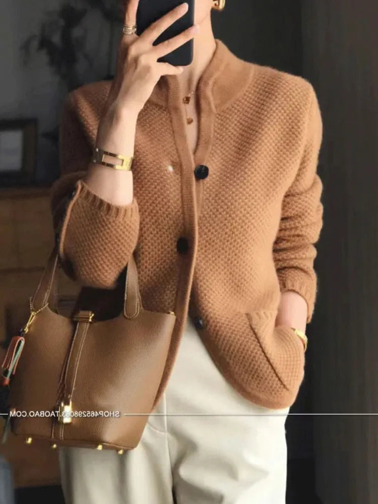 New hot high-end women's knitting cardigan 100% cashmere wool sweater long sleeve half high collarsolid women's wool sweater