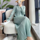 Pleated Dress Women's Long Sleeve Spring and Autumn 2023 New V-Neck Bottom Skirt Slim Fit Long Dress