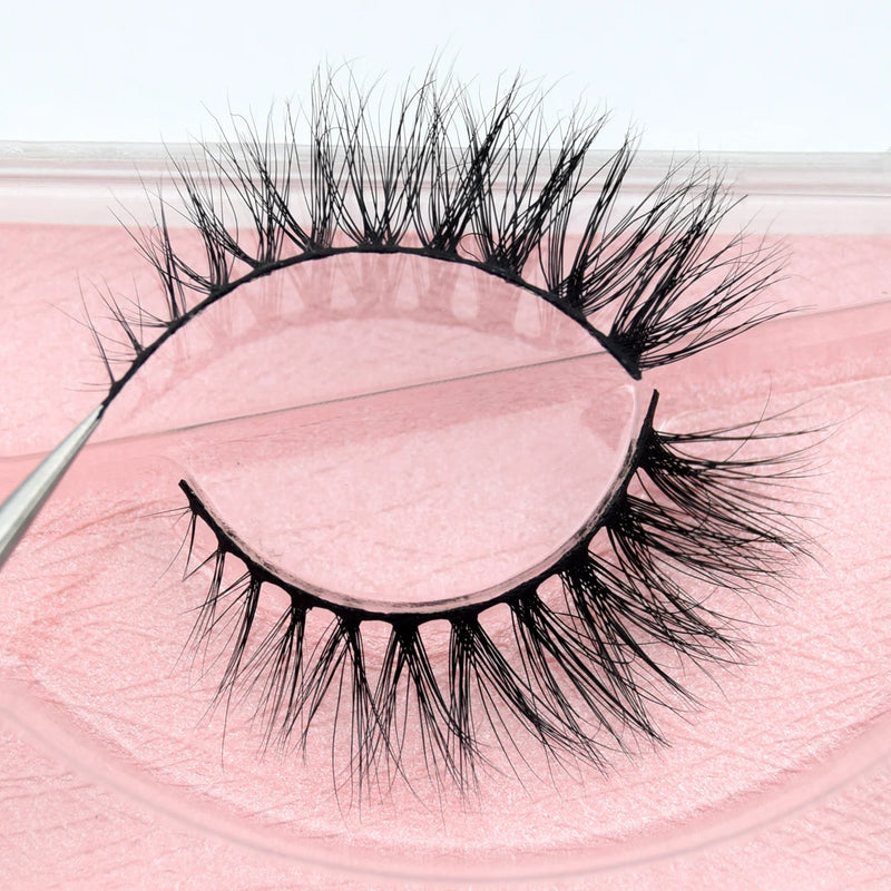 Visofree Half Mink Lashes Make Up False Eyelashes Hand Up Natural Long Mink Lashes Cruelty Free Crisscross Mink Fake Eyelashes