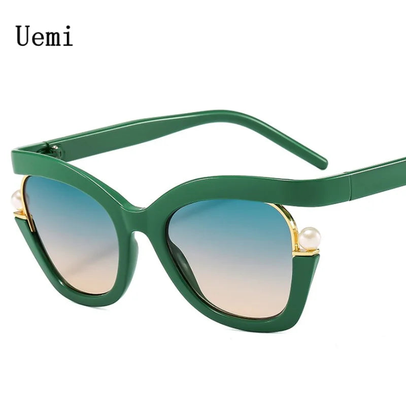 New Fashion Black Cat Eye Sunglasses For Women Men Luxury Vintage Pearl Decoration Sun Glasses Retro Shades UV400 Eyeglasses